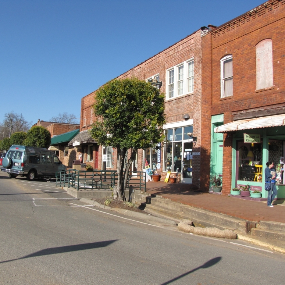 The main street in downtown Pittsboro.